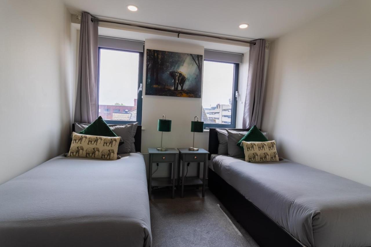 Virexxa Bedford Centre - Executive Suite - 2Bed Flat With Free Parking & Gym 外观 照片